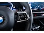 BMW 5-Serie Touring 520i M Sport - Trekhaak - Parking/Driving Assistant - Head up - Elektrisch verstelbare/verwarmde stoelen - Stoelventilatie - Standkachel - Comfort Access - Getinte Ruiten - Stuurwielrandverwarming -