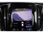 Volvo XC60 2.0 Recharge T6 AWD R-Design | Incl. 12 maanden garantie | Cruise control | Climate control | Apple carplay/Android auto | Uitklapbare trekhaak | Schuif/kantel dak | Parkeercamera | Stoel/stuurverwarming |