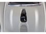 Volvo XC60 2.0 Recharge T6 AWD R-Design | Incl. 12 maanden garantie | Cruise control | Climate control | Apple carplay/Android auto | Uitklapbare trekhaak | Schuif/kantel dak | Parkeercamera | Stoel/stuurverwarming |