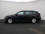 Skoda Octavia Combi 1.5 TSI MHEV Business Edition Plus | Automaat | Navigatie | Lichtmetalen Velgen | Climate Control | Achteruitrijcamera | Parkeersensoren | Wegklapbare Trekhaak | LED | Cruise Control | Virtual Cockpit | Apple Carplay & Android auto | Keyless | Elektrische Achterklep | Travel Assit Pakket | Donker getinte ramen achter