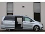 Mercedes-Benz EQV 300 L2 / AMG / New Model / bj2025 / 7-Persoons / Panorama / Led / Electr Stoelen / Vol Opties / NIEUW!!
