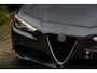 Alfa Romeo Giulia 2.0T Super 200 PK Aut. Xenon Leder Keyless PDC Camera 18''