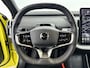 Volvo EX30 Single Motor Extended Range 69kWh Plus | 19" | Stoel/stuurverwarming | Pine Bekleding | Adaptieve Cruise | BLIS | Harman Kardon | Parkeercamera | Keyless | Elektr. achterklep | Warmtepomp