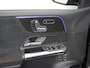Mercedes-Benz B-klasse 250 e Business Solution AMG | Trekhaak Wegklapbaar | Distronic Cruise Control | Panorama - Schuifdak | Memorystoelen | Multibeam Led | Apple Carplay & Android Auto | Head-Up Display | 360° Camera