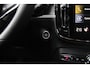 Volvo XC40 1.5 T4 Plug-in hybrid Ultimate Dark|stoelverwarming|apple carplay|Harman Kardon|Adaptive Cruise Control + Pilot Assist|