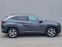 Hyundai Tucson 1.6 T-GDI PHEV Premium 4WD Automaat / Dealer onderhouden / Trekgewicht 1.350 kg / 360° camera / Krell Audio / Stuur,- achterbank,- en voorstoelverwarming / Geventileerde voorstoelen / Android Auto / Apple Carplay