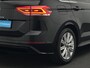 Volkswagen Touran 7 pers. 1.5 TSI 150 pk DSG Highline Business R / R-Line | LED koplampen | Stoel- /achterbankverwarming | Adaptive Cruise | Sportonderstel | Achteruitrijcamera | 17 inch