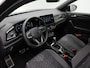 Volkswagen T-Roc 1.5 TSI 150 pk DSG R-Line | Panoramadak | IQ Light | Carplay | Parkeersensoren voor/achter | Adaptive Cruise
