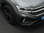 Volkswagen T-Roc 1.5 TSI 150 pk DSG R-Line | Panoramadak | IQ Light | Carplay | Parkeersensoren voor/achter | Adaptive Cruise