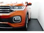 Volkswagen T-Cross 1.0 116pk TSI Style R-Line. Virt Cockpit, Adaptief Cruise, Navi, Led, 17"LMV, Haak 1100kg