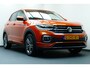 Volkswagen T-Cross 1.0 116pk TSI Style R-Line. Virt Cockpit, Adaptief Cruise, Navi, Led, 17"LMV, Haak 1100kg