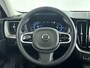 Volvo XC60 T6 Plug-in hybrid AWD Ultra Dark | Panoramadak | 360º camera | Stoel- en Stuurverwarming | Harman Kardon | Trekhaak