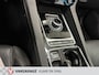 Jaguar F-Pace 2.0 Portfolio AWD 25t -Panoschuifdak-Lederen bekleding met verwarming ook achter-Camera-Trekhaak-Luxe uitvoering