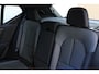 Volvo XC40 B4 Automaat Plus Dark | Vapour Grey Metallic | All-Season banden | BLIS | Harman Kardon audio | Elek. Bed. stoelen met memory | Verwarmbare voorstoelen | Verwarmbaar stuurwiel | Verwarmbaar voorruit | 18 inch Lichtmetalen velgen | Semi Elek. trekhaak | Alarmklasse 3
