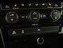 Volkswagen Touran 1.4 TSI Highline 7-persoons | Stoelverwarming | Adaptive cruise | Massage | Navigatie | Parkeerhulp | Climate control
