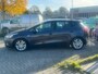 Kia Ceed Cee'd 1.4 CVVT X-tra 5 deurs! Airco l Stoel-stuurverwarming l PDC l MTF-stuur l 16'LMV! TOPSTAAT l NIEUWE APK l recent beurt!