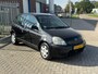 Toyota Yaris 1.0 VVT-i Sol! Airco l Elek pakket l MTF-stuur! NIEUWE APK l 2 sleutels l KEURIG NETJES!