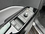 Volkswagen ID.3 First Plus 58 kWh | fase | Navigatie | Adaptieve cruise | Lane assist | Matrix LED | DAB | Apple CarPlay | Steunhaak (trekhaak) | Camera | 19 inch LMV | Sfeerverlichting | Stoelverwarming | Volledig dealeronderhouden
