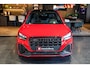 Audi SQ2 2.0 TFSI quattro Edition One VOLL Black Nappa RS Leder, Pano, ACC, Matrix, Camera, Virtual Cock, Keyless, Sportdesign/ Ambiente+/ Comfort+/ Functie/ Hulp/ Park/ Veiligheids/ Opberg Pakket, Trekhaak, Lmv 19''