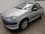 Peugeot 206 CC 2.0-16V NIEUWE APK ! AIRCO ! RIJD PRIMA !