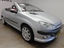Peugeot 206 CC 2.0-16V NIEUWE APK ! AIRCO ! RIJD PRIMA !