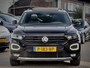 Volkswagen T-Roc 1.5 TSI AUT7 SPORT BLACK-EDITION PANODAK NAVI CAMERA DIGI-DASH APPLE-CARPLAY LED LMV PDC