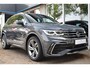Volkswagen Tiguan 1.5 TSI R-Line Business+ Pano Trekhaak IQ Light