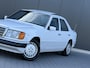 Mercedes-Benz E-klasse 200-500 200 E