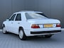 Mercedes-Benz E-klasse 200-500 200 E