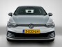 Volkswagen Golf 1.5 eTSI STYLE | 150 | Automaat | Stoel en Stuurverwarming | Ergo Stoelen (Massage) | All Season Banden | Parkeercamera | Blind Spot