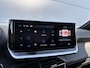 Peugeot 208 1.2 Hybrid 136 e-DCS6 GT | Navigatie | Alcantara | Parkeersensoren | Parkeercamera | Stoelverwarming |