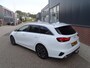 Kia Ceed Sportswagon 1.5 T-GDi GT-Line AUTOMAAT| PANORAMADAK| NAVIGATIE| CAMERA| DODE-HOEK DETECTIE| AIRCO/ECC| CRUISECONTROL| PARKEERSENSOREN
