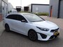 Kia Ceed Sportswagon 1.5 T-GDi GT-Line AUTOMAAT| PANORAMADAK| NAVIGATIE| CAMERA| DODE-HOEK DETECTIE| AIRCO/ECC| CRUISECONTROL| PARKEERSENSOREN