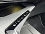 Peugeot E-3008 GT Avantage EV 73 kWh 210pk | Navigatie | Focal | Warmtepomp | Alcantara executive interior | 360 camera