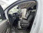Peugeot Expert GB L2 75kWh 136pk City NAV pakket e-PTO 400V Reservewiel Geïsoleerde comfort scheidingswand met vaste ruit