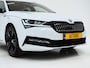 Skoda Superb Combi 1.4 TSI iV Sportline 218PK | Panoramadak | Trekhaak | Sportstoelen | Camera | Keyless | Carplay