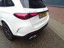 Mercedes-Benz GLC 300e 4MATIC AMG Line AMG LINE | NIGHT PAKKET | LUCHTVERING | ADAPTIVE CRUISE CONTROL | 360 CAMERA | SFEERVERLICHTING | PANORAMADAK | ELEKTRISCHE STOELEN | STOELVERWARMING | ELEKTRISCH ACHTERKLEP