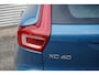 Volvo XC40 B4 Plus Dark | 2000 kg trekgewicht | Trekhaak | Stuur & Stoelverwarming | Pilot Assist | Elektrische Achterklep | Elektrische Stoelen | Google Services | Harman Kardon |