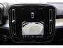 Volvo XC40 B4 Plus Dark | 2000 kg trekgewicht | Trekhaak | Stuur & Stoelverwarming | Pilot Assist | Elektrische Achterklep | Elektrische Stoelen | Google Services | Harman Kardon |
