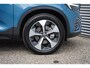 Volvo XC40 B4 Plus Dark | 2000 kg trekgewicht | Trekhaak | Stuur & Stoelverwarming | Pilot Assist | Elektrische Achterklep | Elektrische Stoelen | Google Services | Harman Kardon |