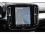 Volvo XC40 B4 Plus Dark | 2000 kg trekgewicht | Trekhaak | Stuur & Stoelverwarming | Pilot Assist | Elektrische Achterklep | Elektrische Stoelen | Google Services | Harman Kardon |