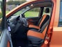 Fiat Panda 1.2 Dynamic Audio-CD/MP3 Electric pakket Bluetooth Dakrails ABS Dealeronderhoud 60037 km's! inclusief NAP! Nieuwe Apk!