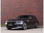BMW 5-Serie Touring 550e xDrive | M Sport Pro - Pano - Trekhaak - HUD