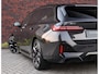 BMW 5-Serie Touring 550e xDrive | M Sport Pro - Pano - Trekhaak - HUD