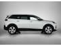 Peugeot 5008 1.2 Hybrid Allure Pack Business 136pk Automaat | Climate Control | Navigatie | Cruise Control | Achteruitrijcamera | Parkeersensoren Achter | LED Koplampen 18" Lichtmetalen Velgen | Apple Carplay/Android Auto |