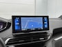 Peugeot 5008 1.2 Hybrid Allure Pack Business 136pk Automaat | Climate Control | Navigatie | Cruise Control | Achteruitrijcamera | Parkeersensoren Achter | LED Koplampen 18" Lichtmetalen Velgen | Apple Carplay/Android Auto |