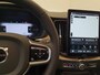 Volvo XC60 2.0 T6 Plug-in hybrid AWD Ultra Dark €78.942,- nieuw, Wegklapbare trekhaak, Panoramadak, Harman/Kardon