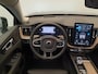 Volvo XC60 2.0 T6 Plug-in hybrid AWD Ultra Dark €78.942,- nieuw, Wegklapbare trekhaak, Panoramadak, Harman/Kardon