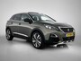 Peugeot 3008 1.2 GT Line 130pk | Schuif/Kanteldak | Elektrische Achterklep | Navigatie | Climate Control | Cruise Control | Achteruitrijcamera | Parkeersensoren Voor + Achter | LED Koplampen |  19" Lichtmetalen Velgen | Apple Carplay/Android Auto |