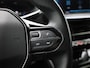 Peugeot e-2008 EV Allure Pack 50 kWh | Navigatie | Virtual Cockpit | LED Koplampen | 360 Camera | Half Lederen Bekleding | Privacy Glass | Lichtmetalen Velgen |